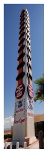 World's tallest thermometer (134')